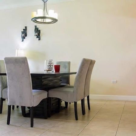 New Kingston Guest Apt At Sonoma Estate Kültér fotó